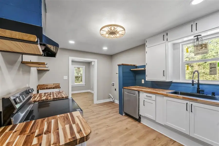 209 Hewitt S Street #1, Welsh, LA 70591 - #3
