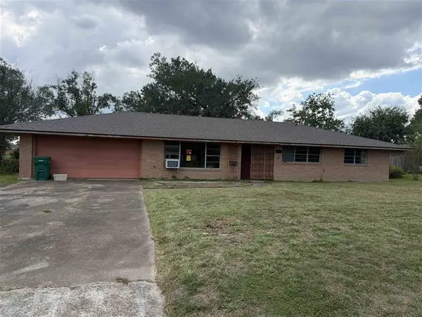 301 Marilyn Drive, Sulphur, LA 70663