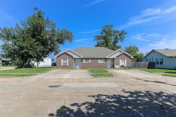 401 & 405 Burnett Street, Lake Charles, LA 70601