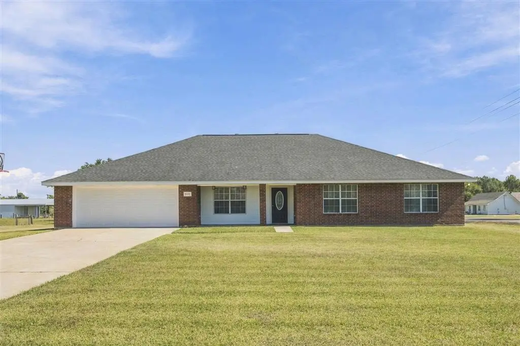 5221 E Iona Drive E, Sulphur, LA 70665 - #1