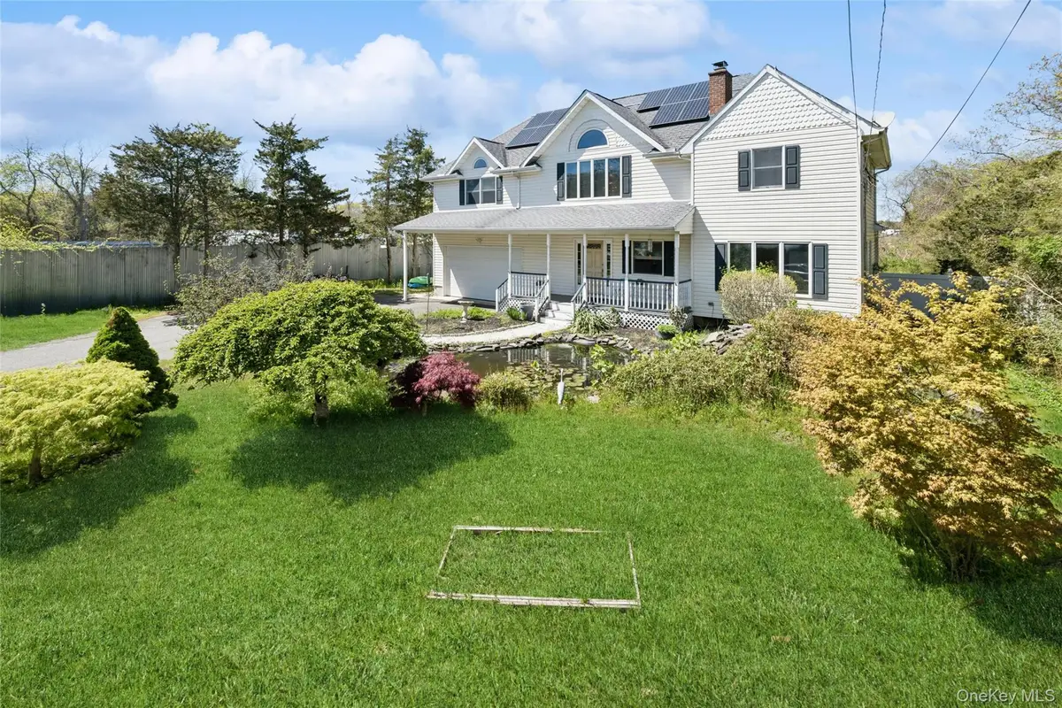 106 S Country Road, Westhampton Beach, NY 11978 - #1