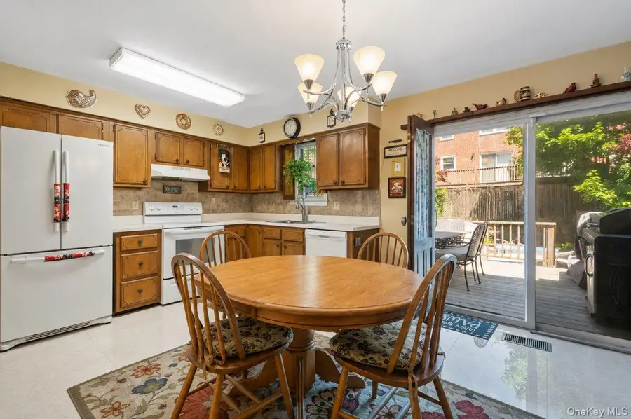 23955 65th Avenue, Little Neck, NY 11362 - #3