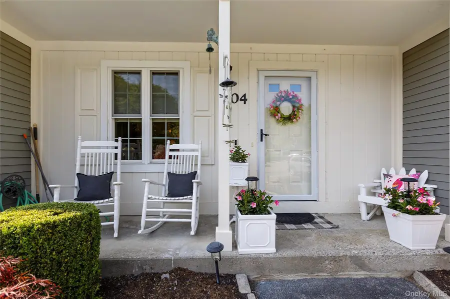204 Twin Brook Court, Carmel, NY 10512 - #3