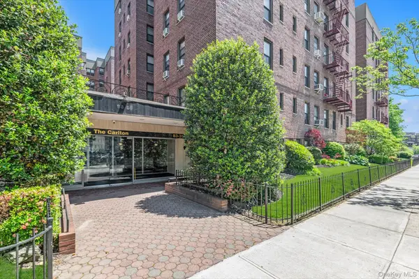83-35 139 Street #5M, Briarwood, NY 11435