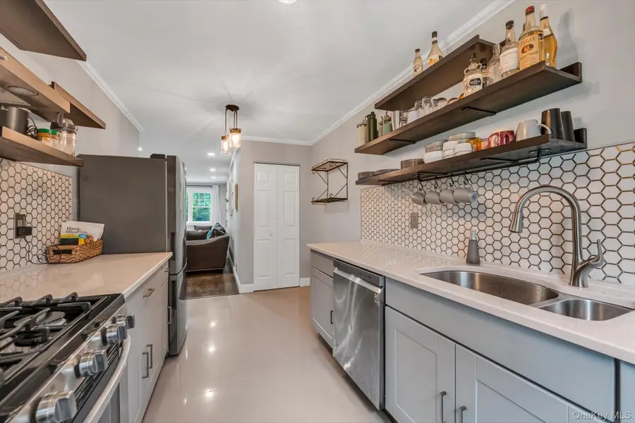 226-25 Union Turnpike #A, Oakland Gardens, NY 11364 - #3