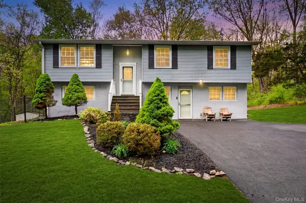 79 Wendy Drive, Poughquag, NY 12570