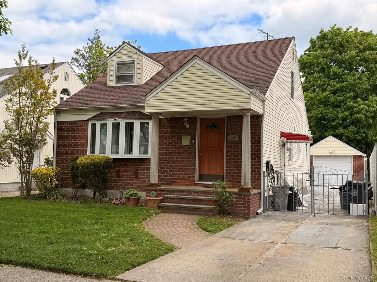 79-23 267th Street, Floral Park, NY 11004 - #1