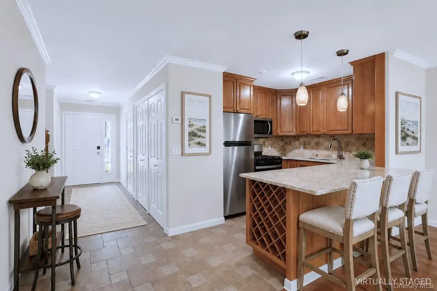 507 Sara Circle, Port Jefferson Station, NY 11776 - #3