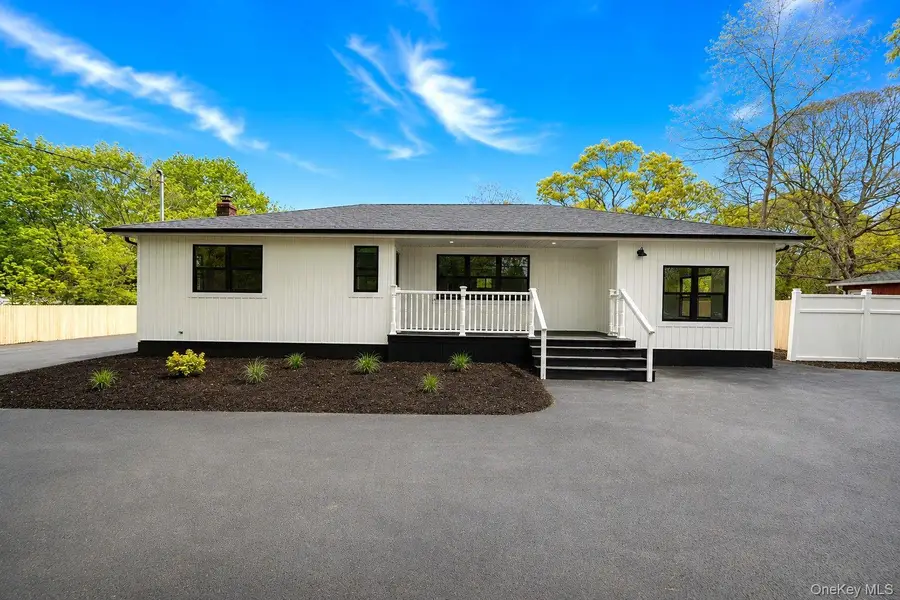 329 Railroad Avenue, Center Moriches, NY 11934 - #3