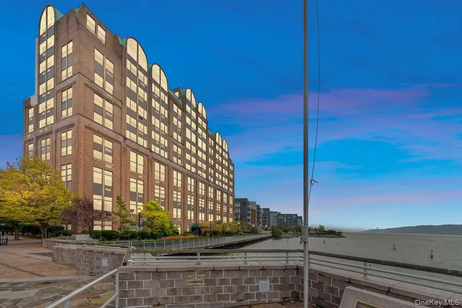 23 Water Grant Street #2N, Yonkers, NY 10701 - #2