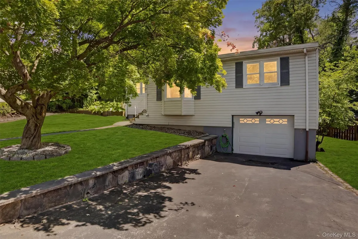 197 Seward Street, Buchanan, NY 10511 - #1