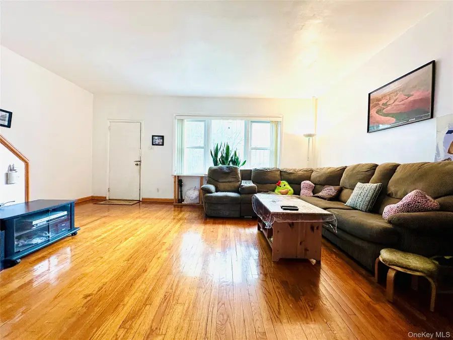33-33 72nd Street, Jackson Heights, NY 11372 - #3