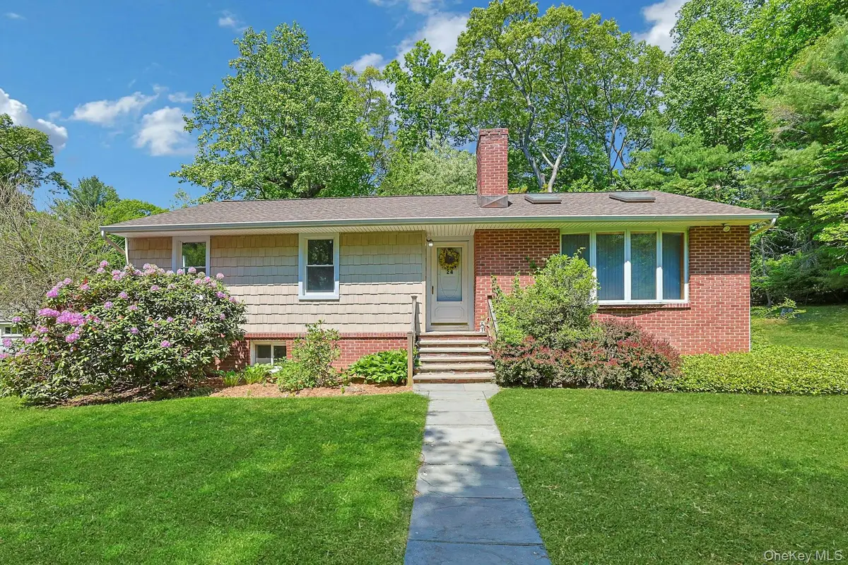 24 Virginia Lane, Thornwood, NY 10594 - #1