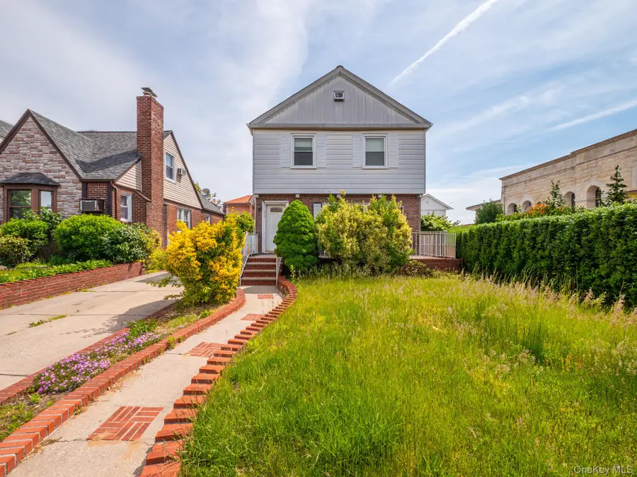 75-75 180th Street, Fresh Meadows, NY 11366 - #3