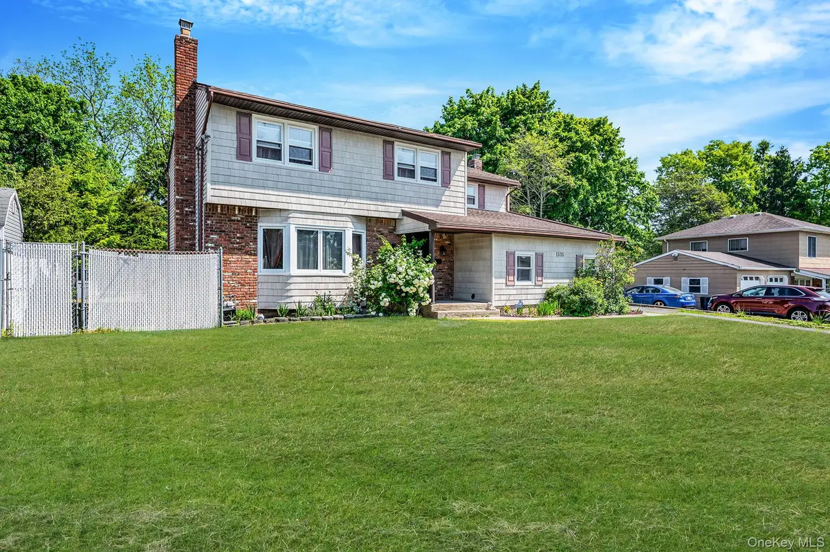1335 August Road, North Babylon, NY 11703 - #1