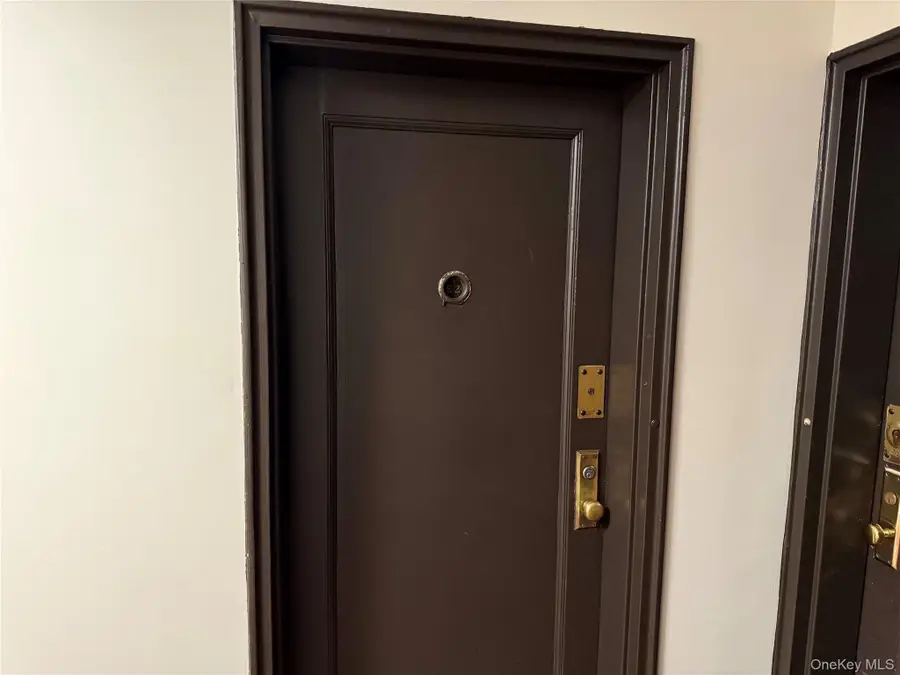 450 Pelham Road #2E, New Rochelle, NY 10805 - #3