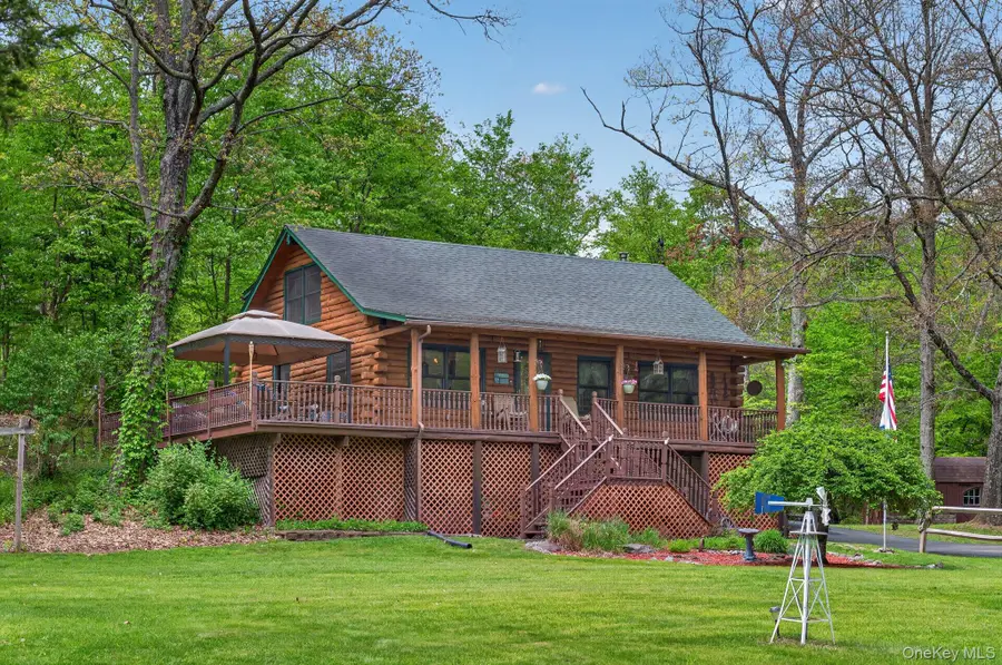 1 Stone Arch Manor Road, Rock Tavern, NY 12575 - #2