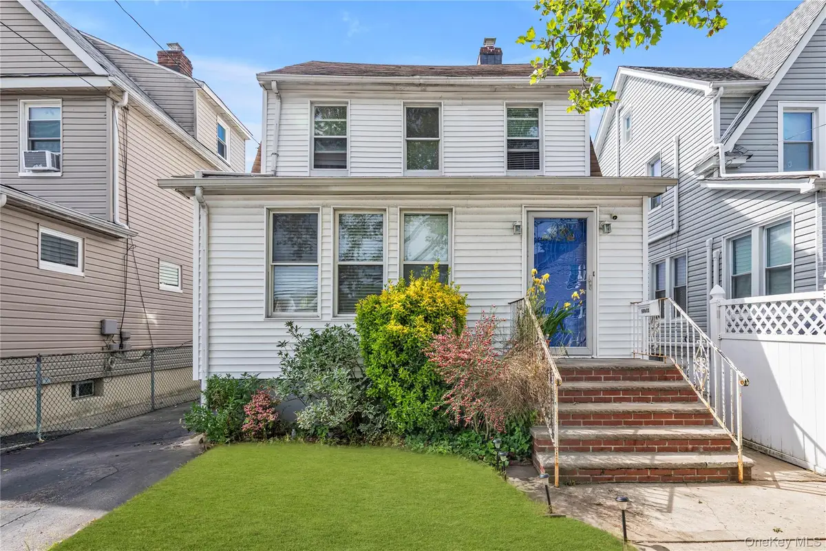 21208 Murdock Avenue, Queens Village, NY 11429 - #1