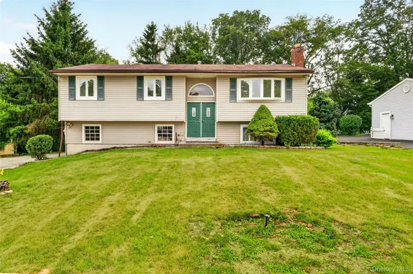 23 Marcy Lane, Middletown, NY 10941