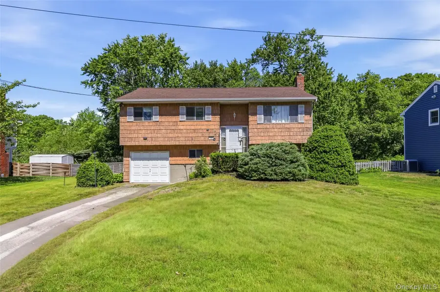 94 Babylon Avenue, West Islip, NY 11795 - #2