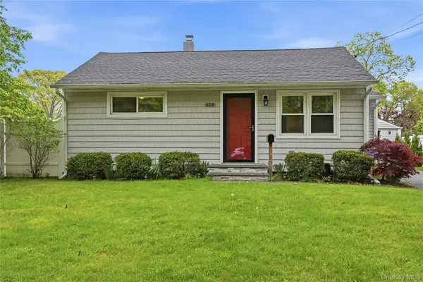 609 Montauk Highway, Oakdale, NY 11769
