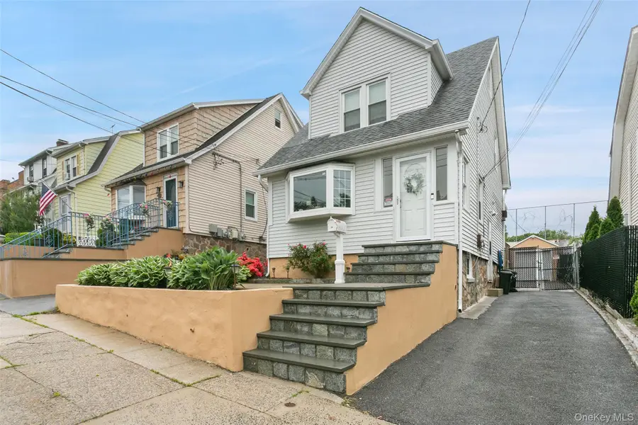 38 Emmett Terrace, New Rochelle, NY 10805 - #3