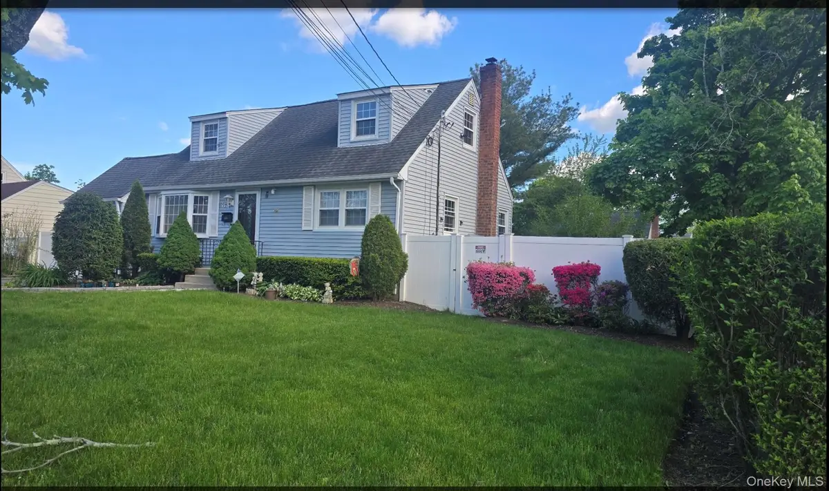 33 Hilliard Avenue, Central Islip, NY 11722 - #1