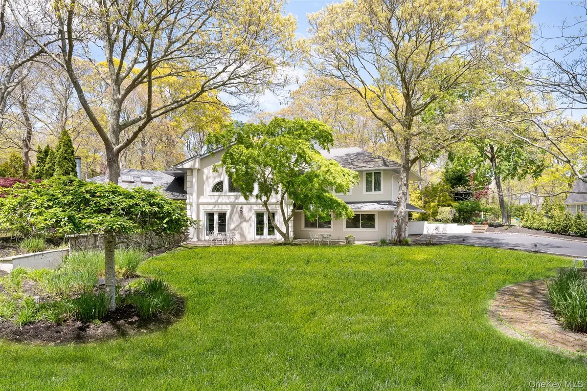 27 Bay Avenue W, Hampton Bays, NY 11946 - #1