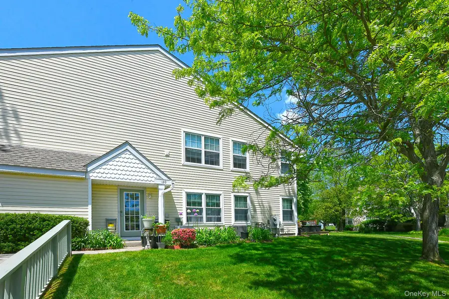 130 Commodore Circle, Port Jefferson Station, NY 11776 - #2