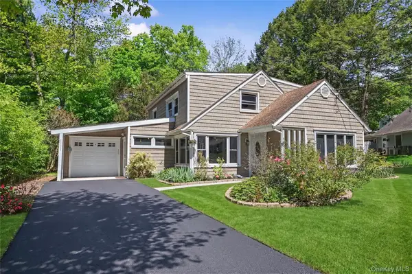 94 E East Way, Mount Kisco, NY 10549