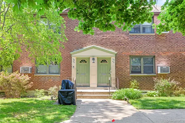 58-48 246th Crescent #Upper, Douglaston, NY 11362