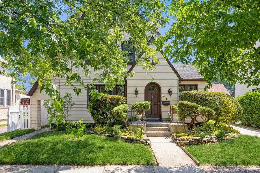 4 May Court, West Hempstead, NY 11552 - #2