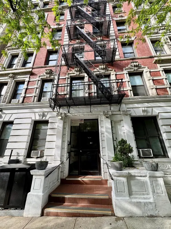 4-6 West 105th St #5b, New York (Manhattan), NY 10025