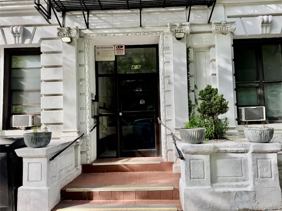4-6 West 105th St #5b, New York, NY 10025 - #3