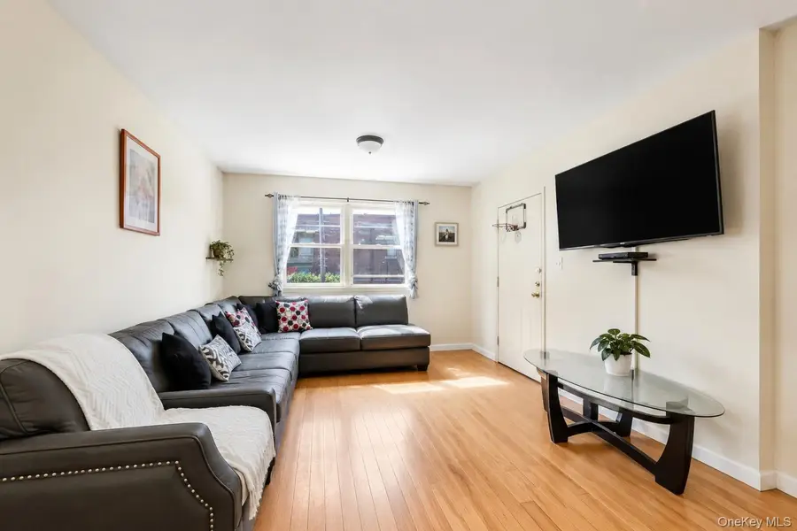 6107 Maspeth Avenue, Maspeth, NY 11378 - #3