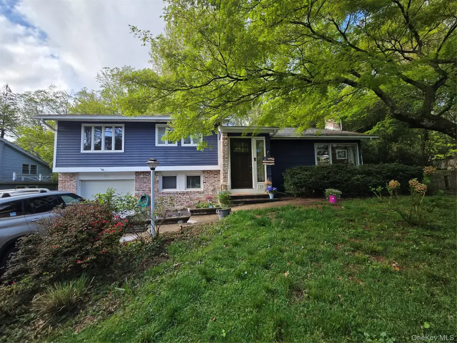 21 Woodridge Lane, Sea Cliff, NY 11579 - #2