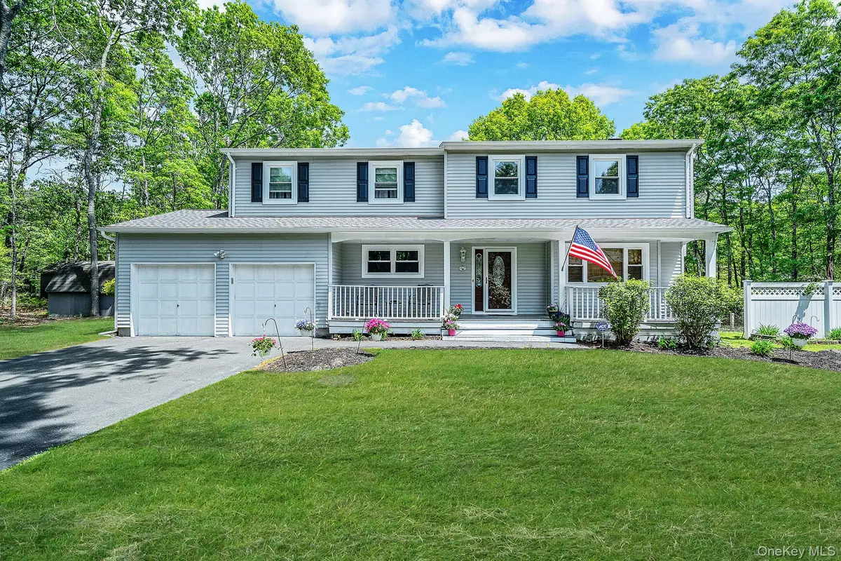 17 Barbara Anne Street, Manorville, NY 11949 - #1