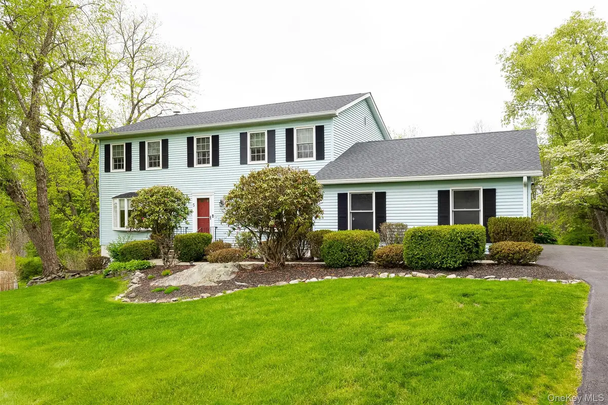 5 Rolling Green Lane, Wappingers Falls, NY 12590 - #1