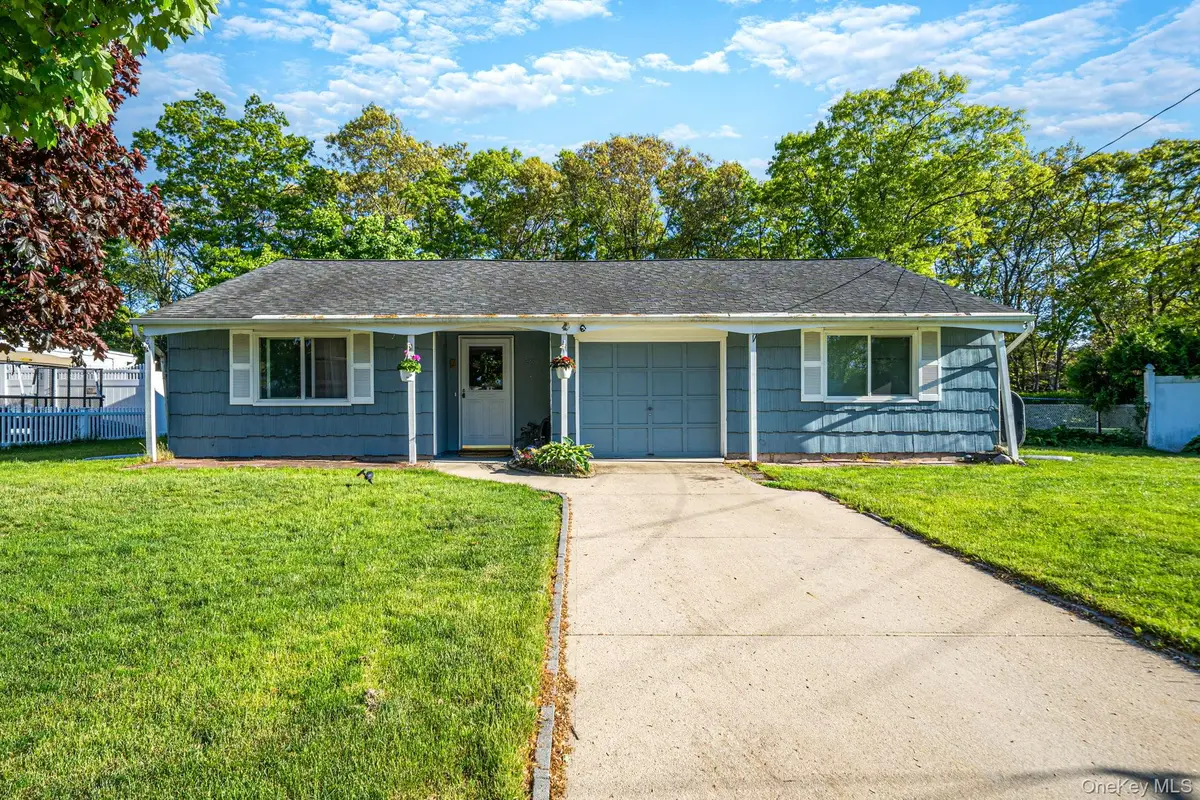 22 Anne Drive, Selden, NY 11784 - #1