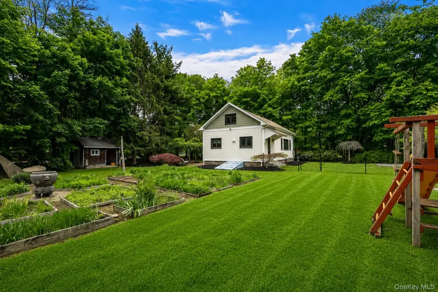 4 Clove Branch Road, Hopewell Junction, NY 12533 - #2