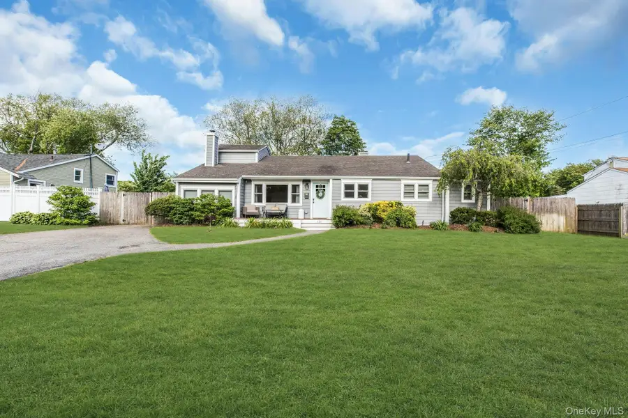 121 Lowell Road, Sayville, NY 11782 - #2