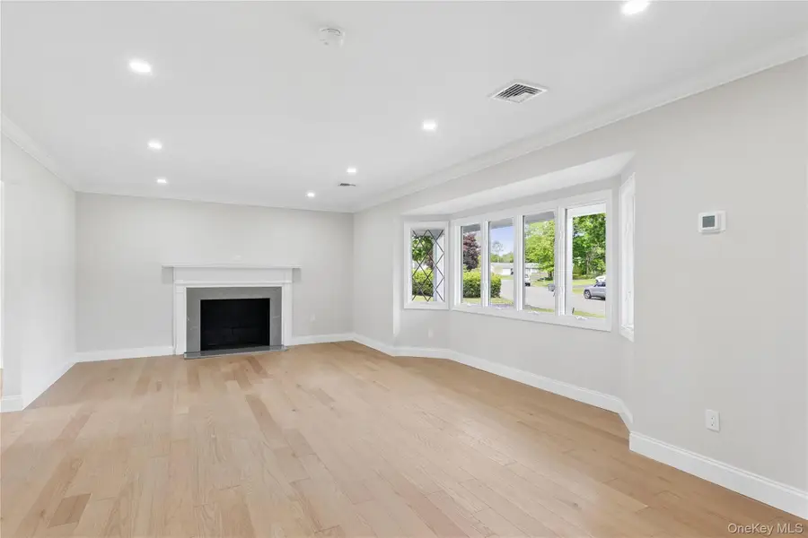 4 Blackwell Lane, Stony Brook, NY 11790 - #2