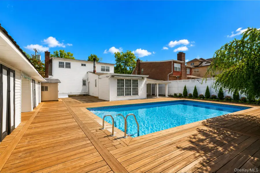 106 Lander Avenue, Staten Island, NY 10314 - #3