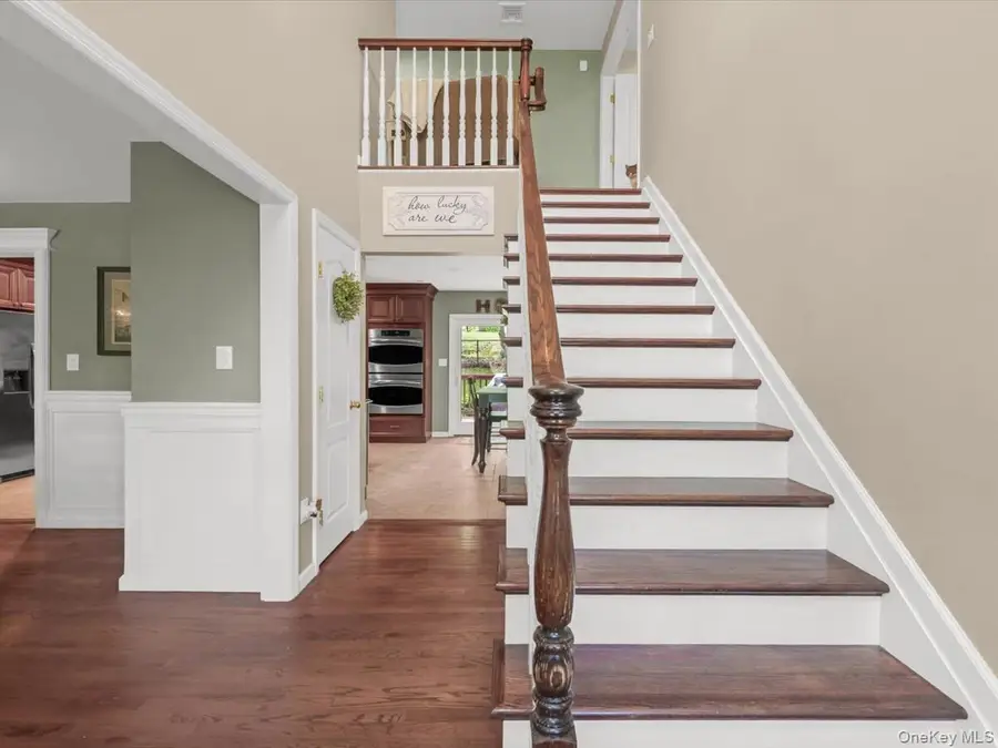 2 Seaview Ledge, Shoreham, NY 11786 - #3