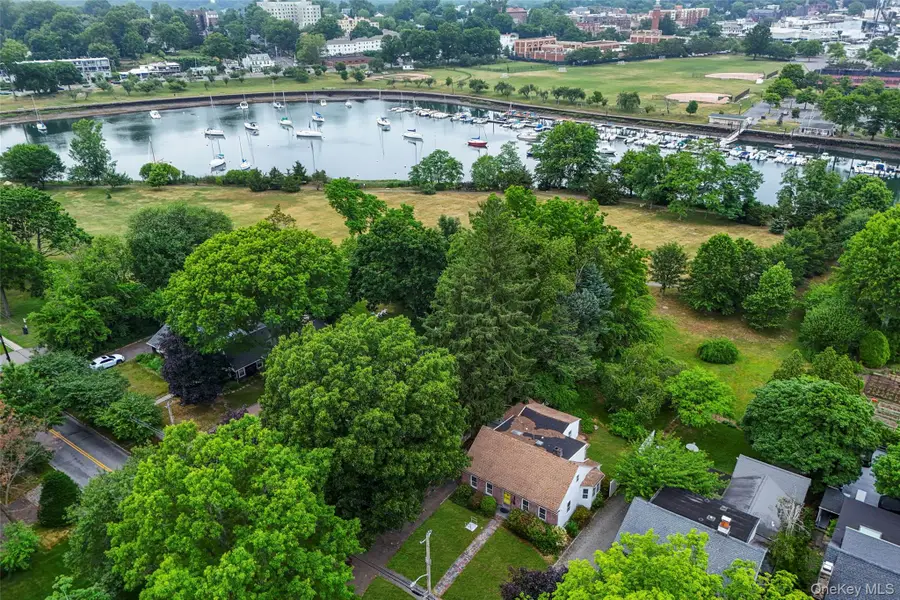 416 Rushmore Avenue, Mamaroneck, NY 10543 - #2