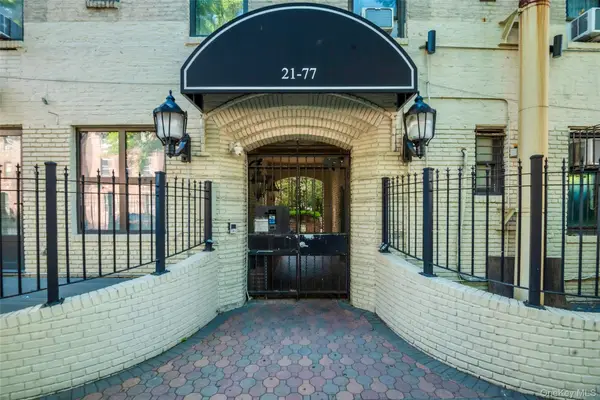 21-77 33rd Street #2A, Astoria, NY 11105