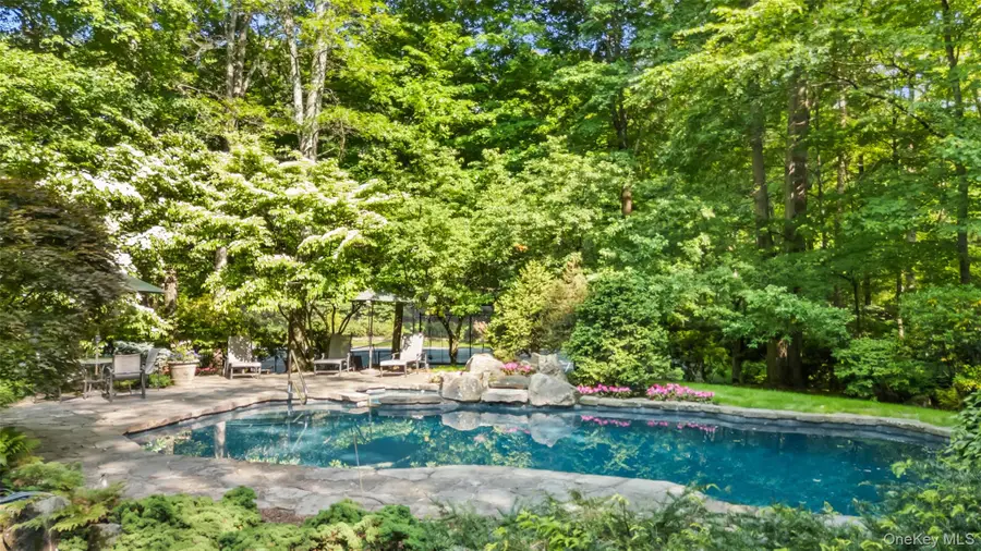 17 Eastwoods Road, Pound Ridge, NY 10576 - #2