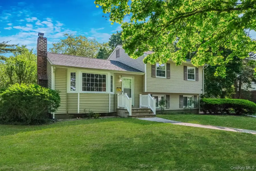 41 Brand Drive, Huntington, NY 11743 - #2