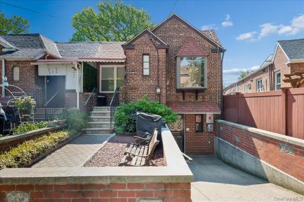 1210 Lakewood Place, Bronx, NY 10461
