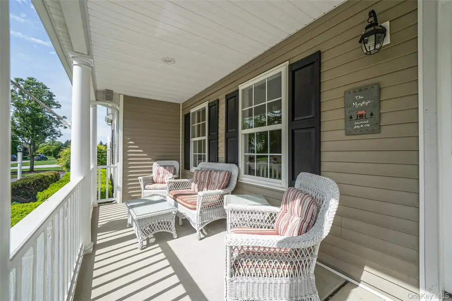 19 Sweetgum Lane, Miller Place, NY 11764 - #3